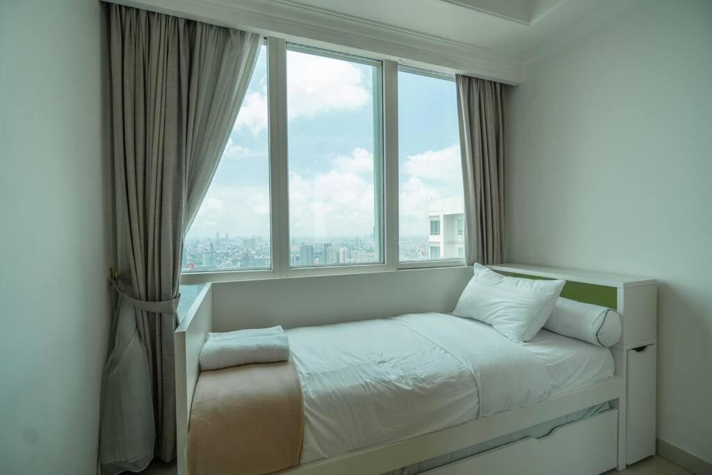 Luxury 2br Of Mall Kuningan Jkt, Scbd * Jakarta