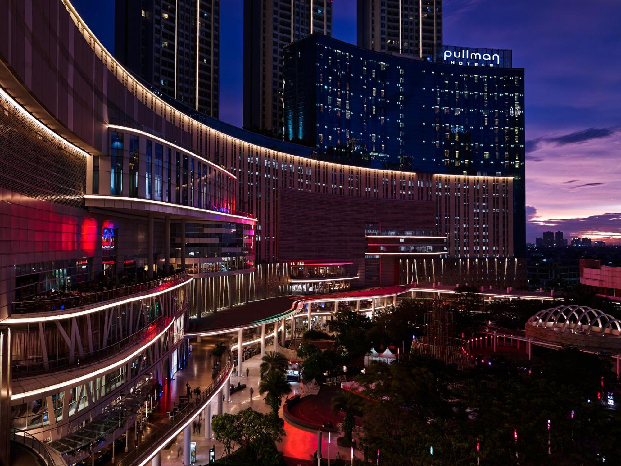 Pullman Central Park Jakarta