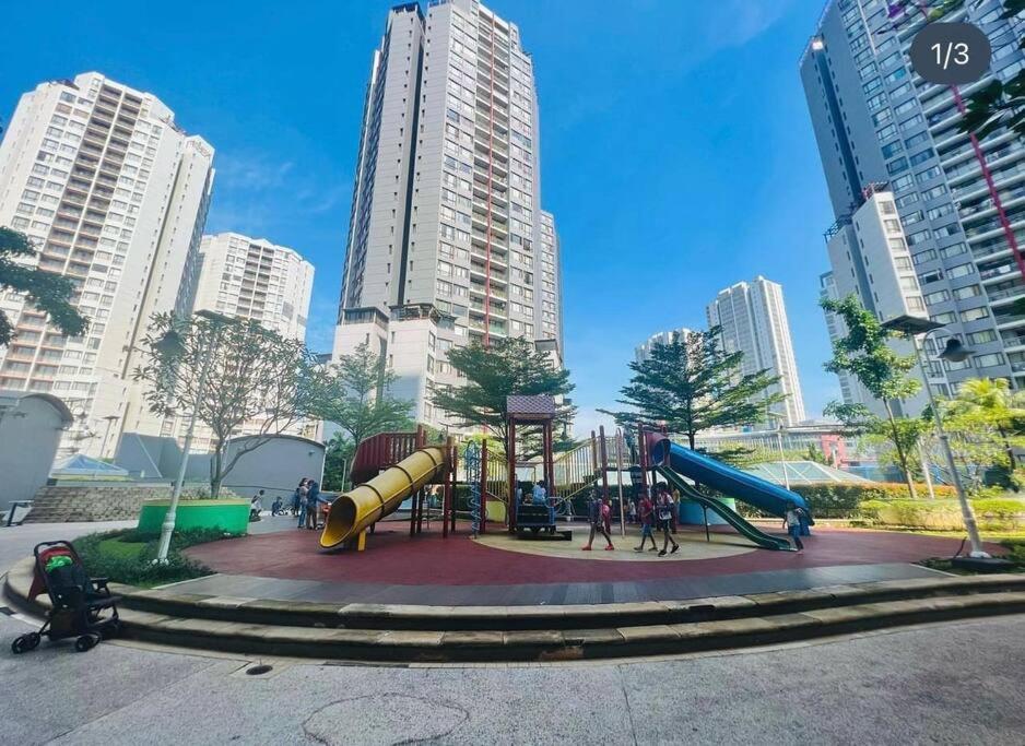 Apartment Wonderful Escape South Jakarta