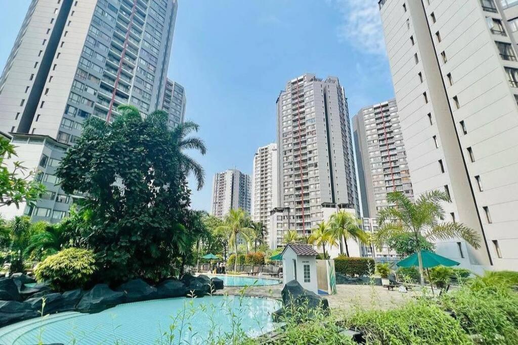 Apartment Wonderful Escape South Jakarta