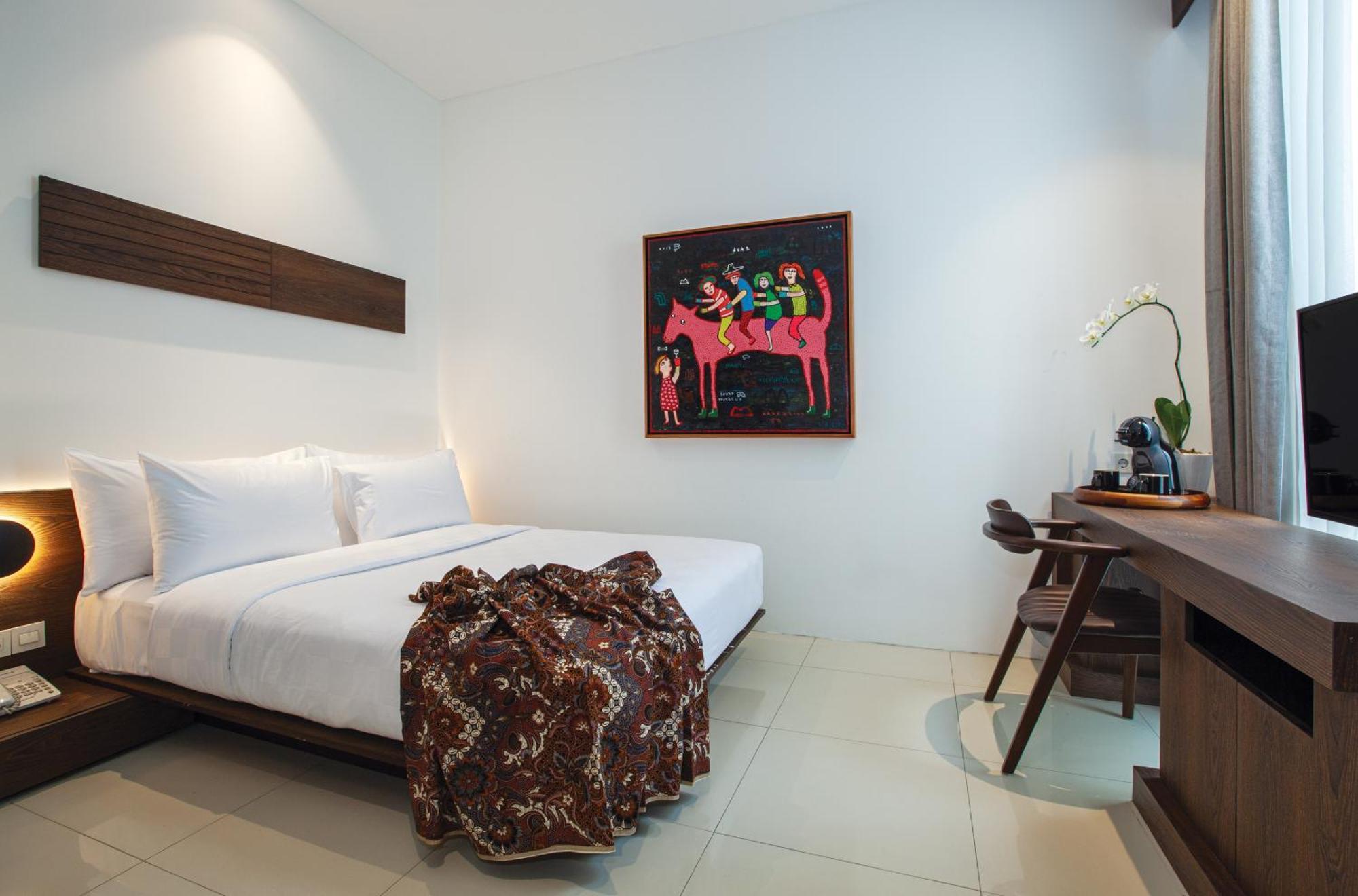 Miers Kuningan, Artotel Curated Hotel