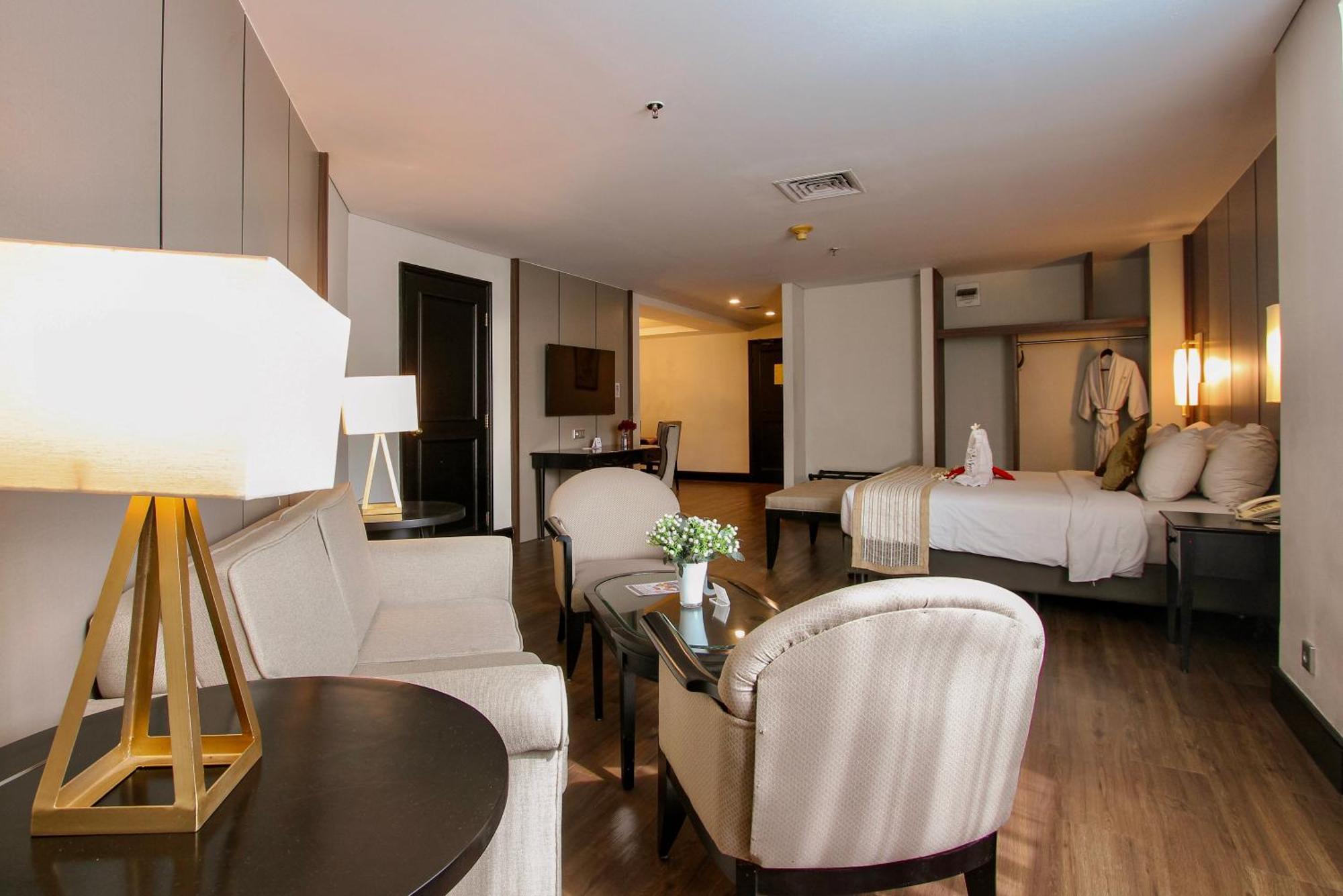 Hotel The Acacia 4*