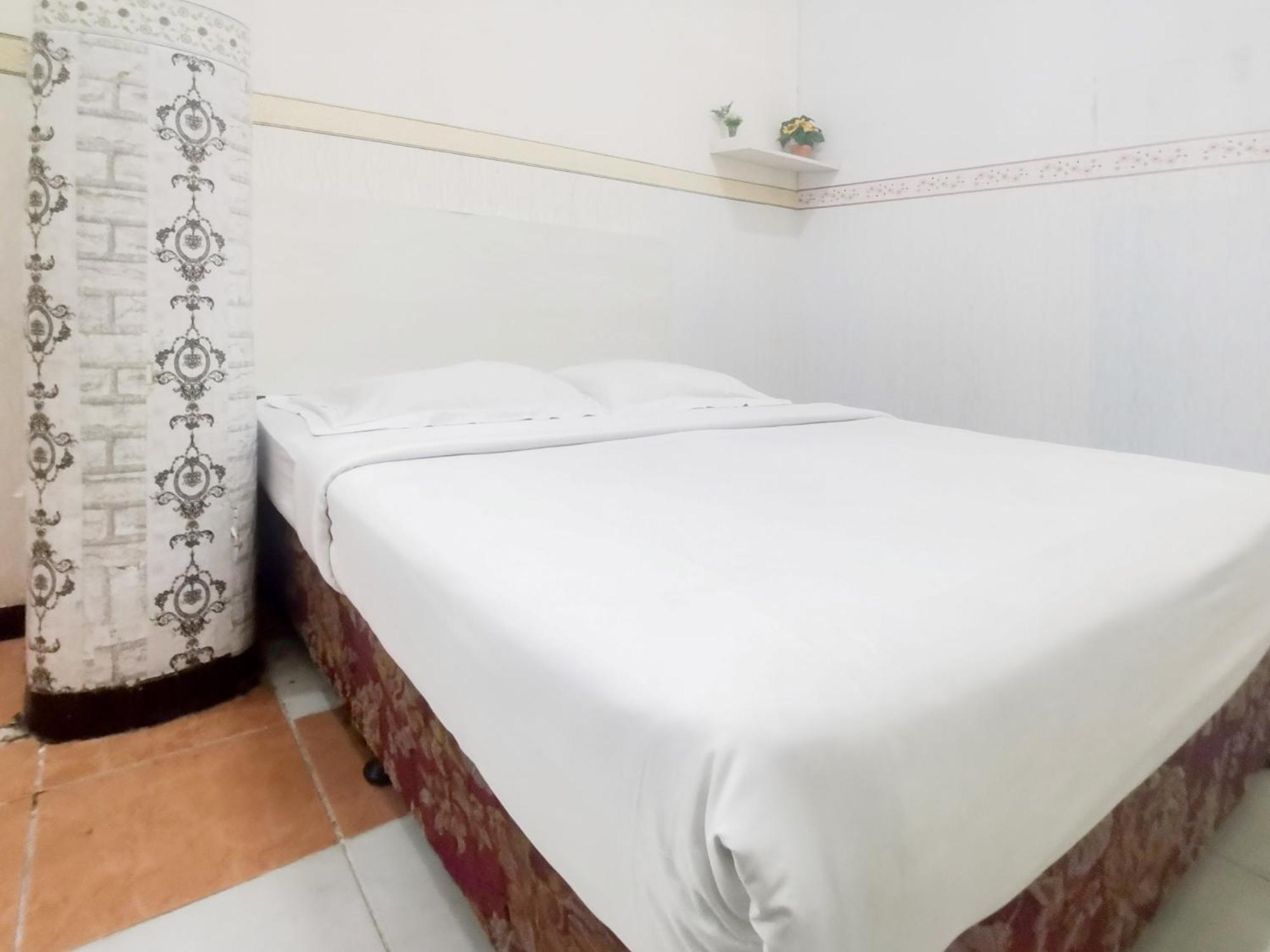 Oyo 2628 Kartini Hotel 2*