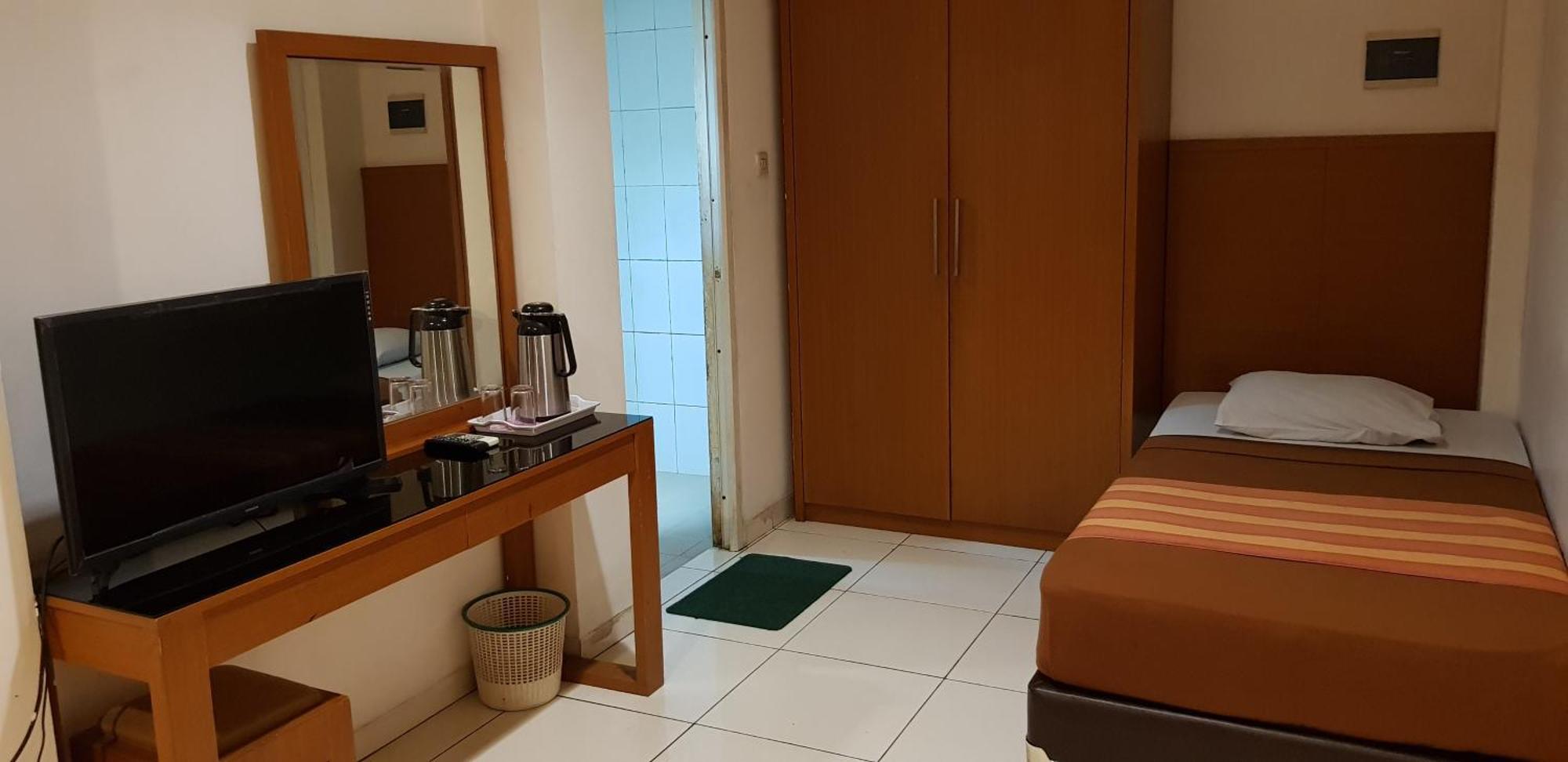Dequr Kota Hotel 2*