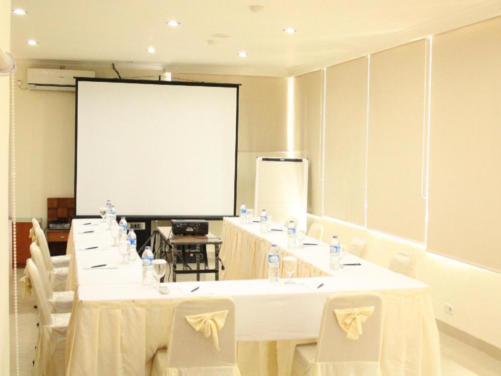 Hotel House Of Arsonia Orchid Jakarta