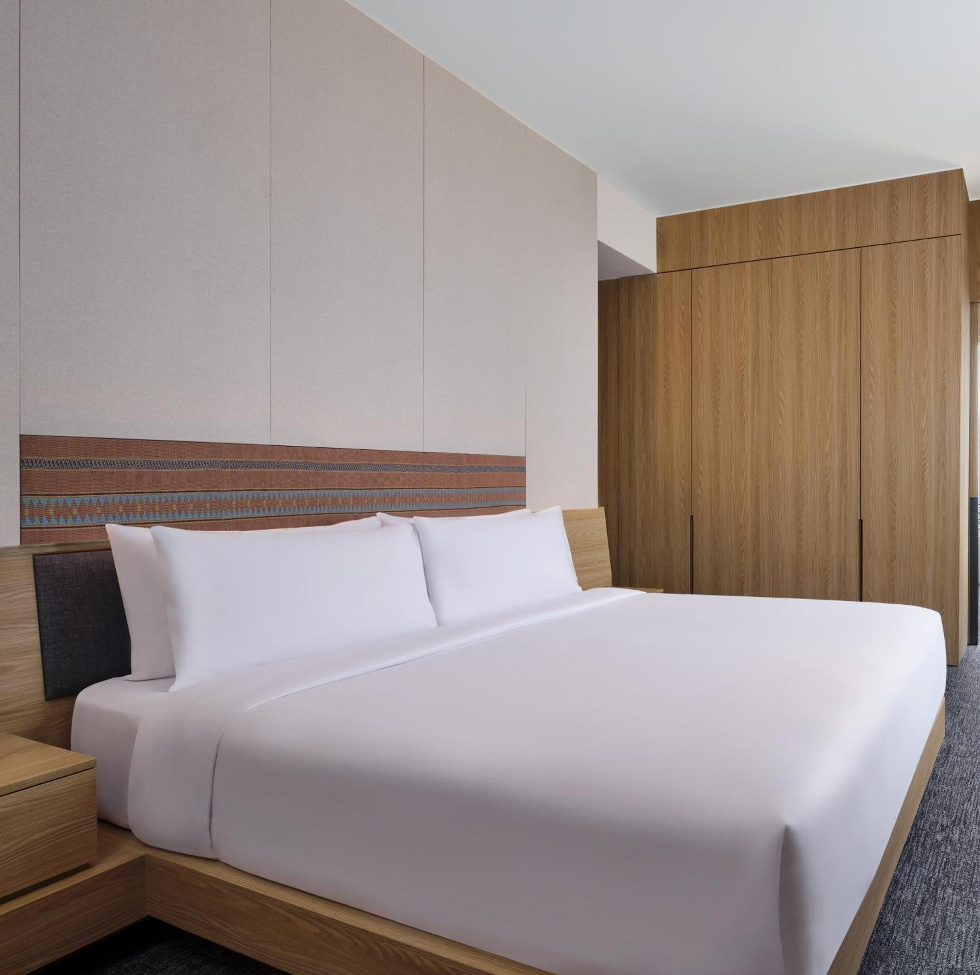Aloft South