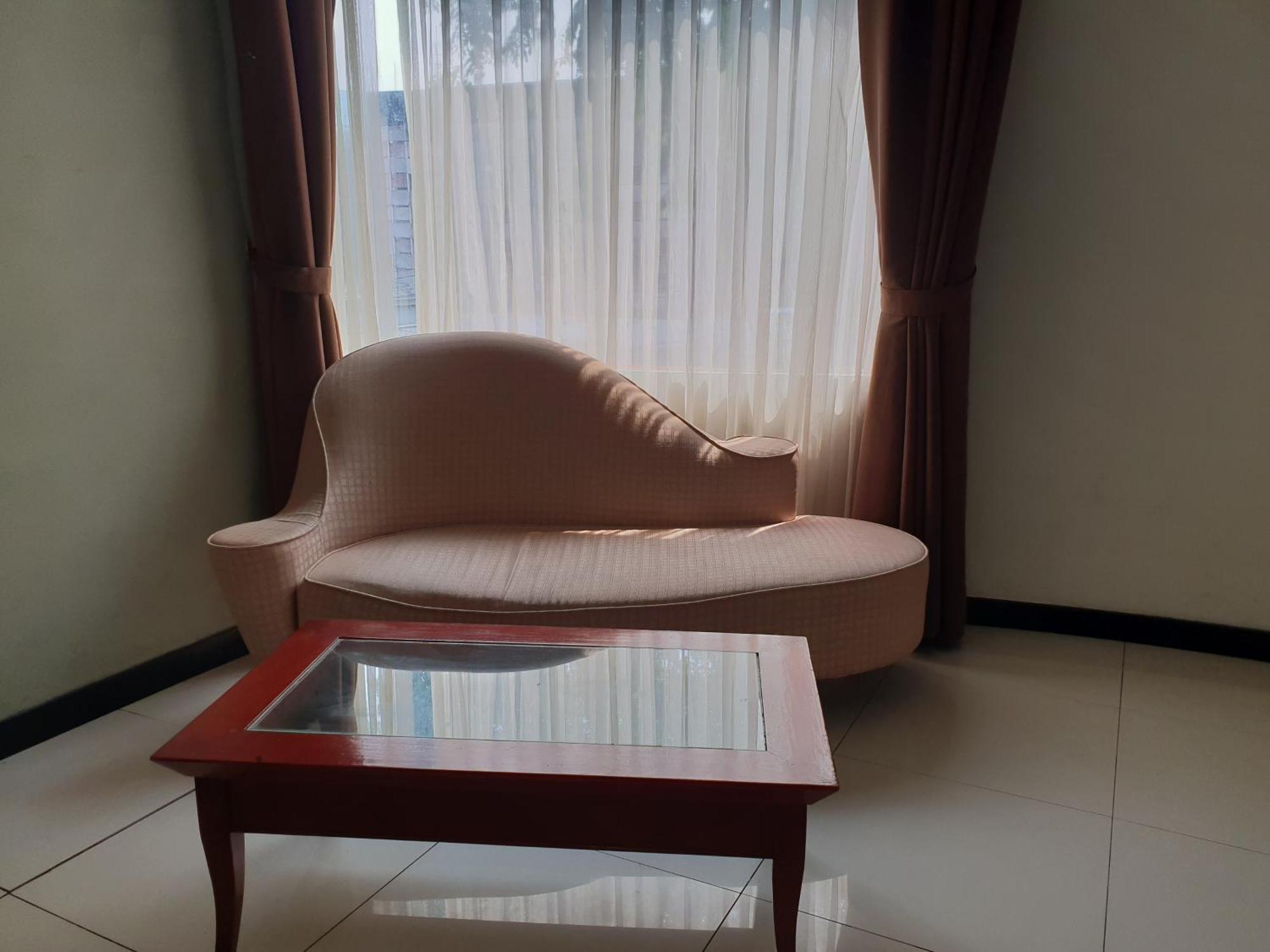 N3 Zainul Arifin Jakarta