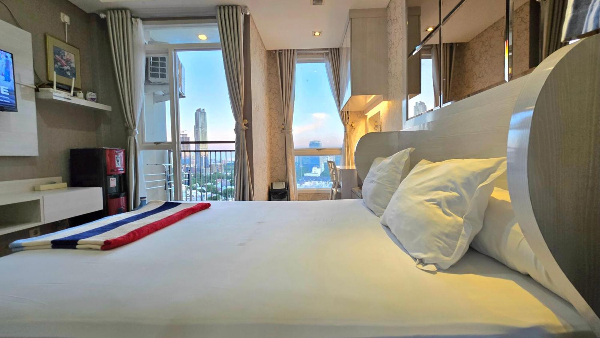 Apartment Jiexpo Kemayoran Sunrise View -min 3 Nights- Jakarta