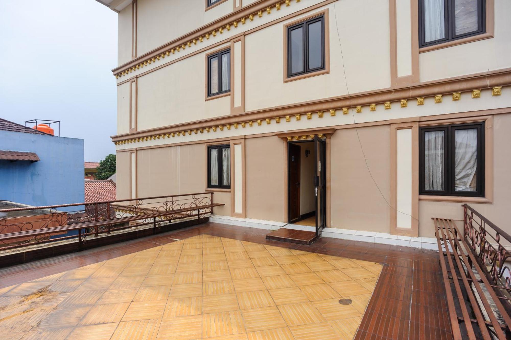 Hotel O Cibubur Near Cibubur Junction Formerly Comfort