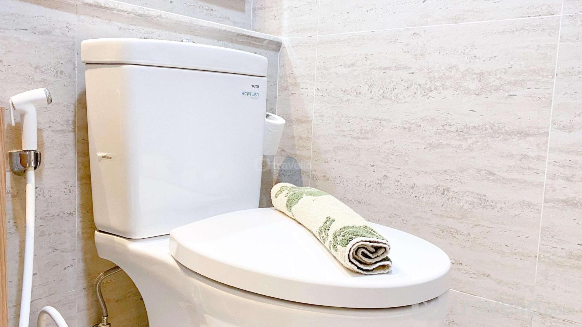 Spacious And Comfort 3br At Gold Coast By Travelio