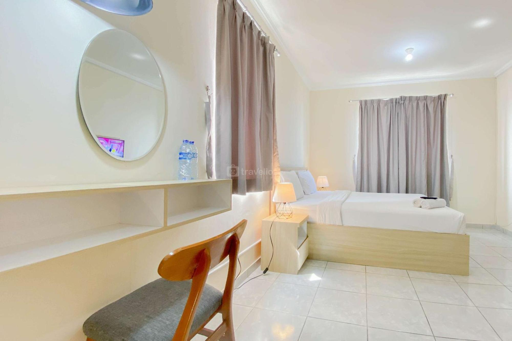 Comfort And Homey Grand Palace Kemayoran By Travelio * Jakarta