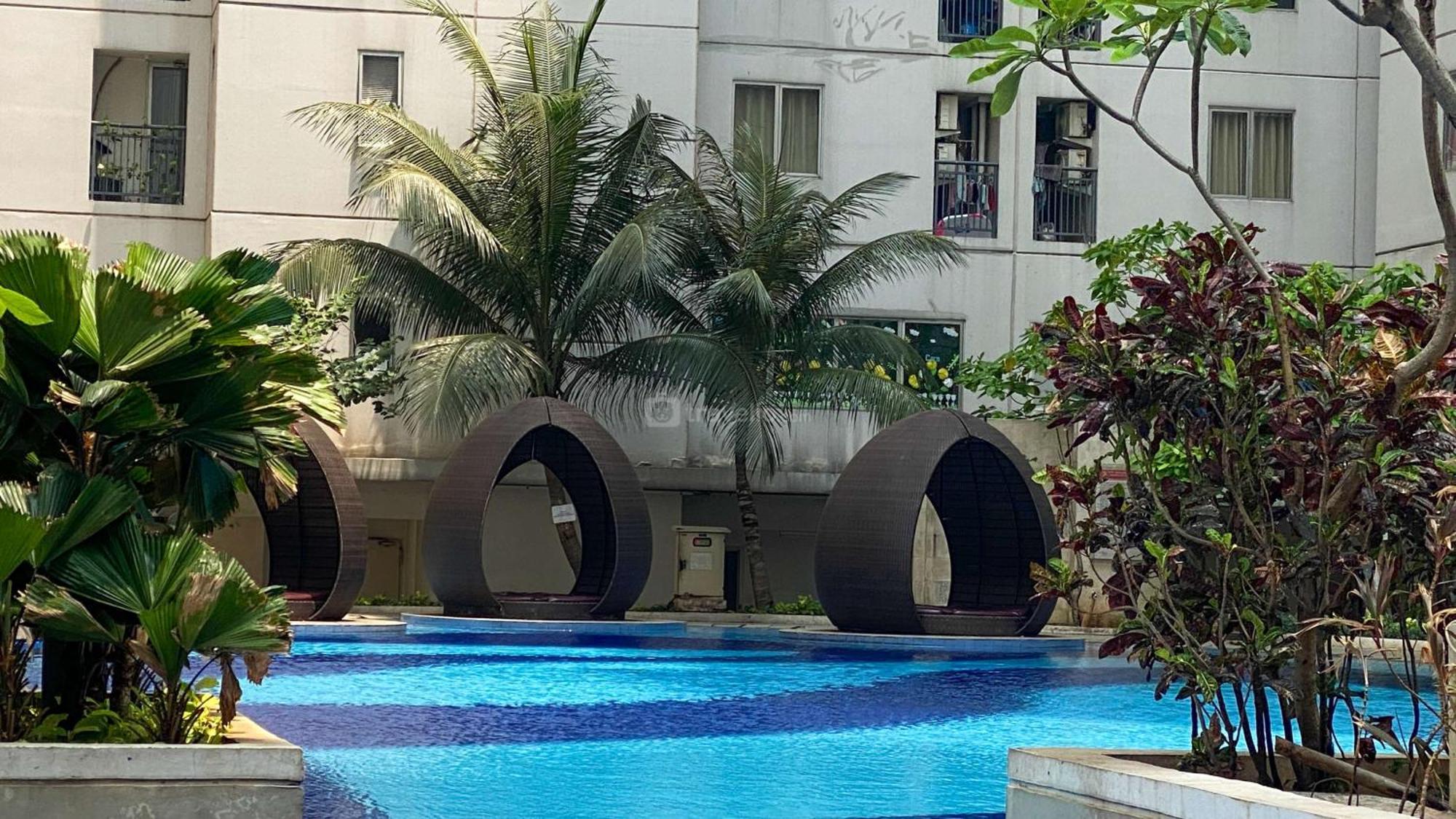 Strategic And Warm At Bassura By Travelio * Jakarta