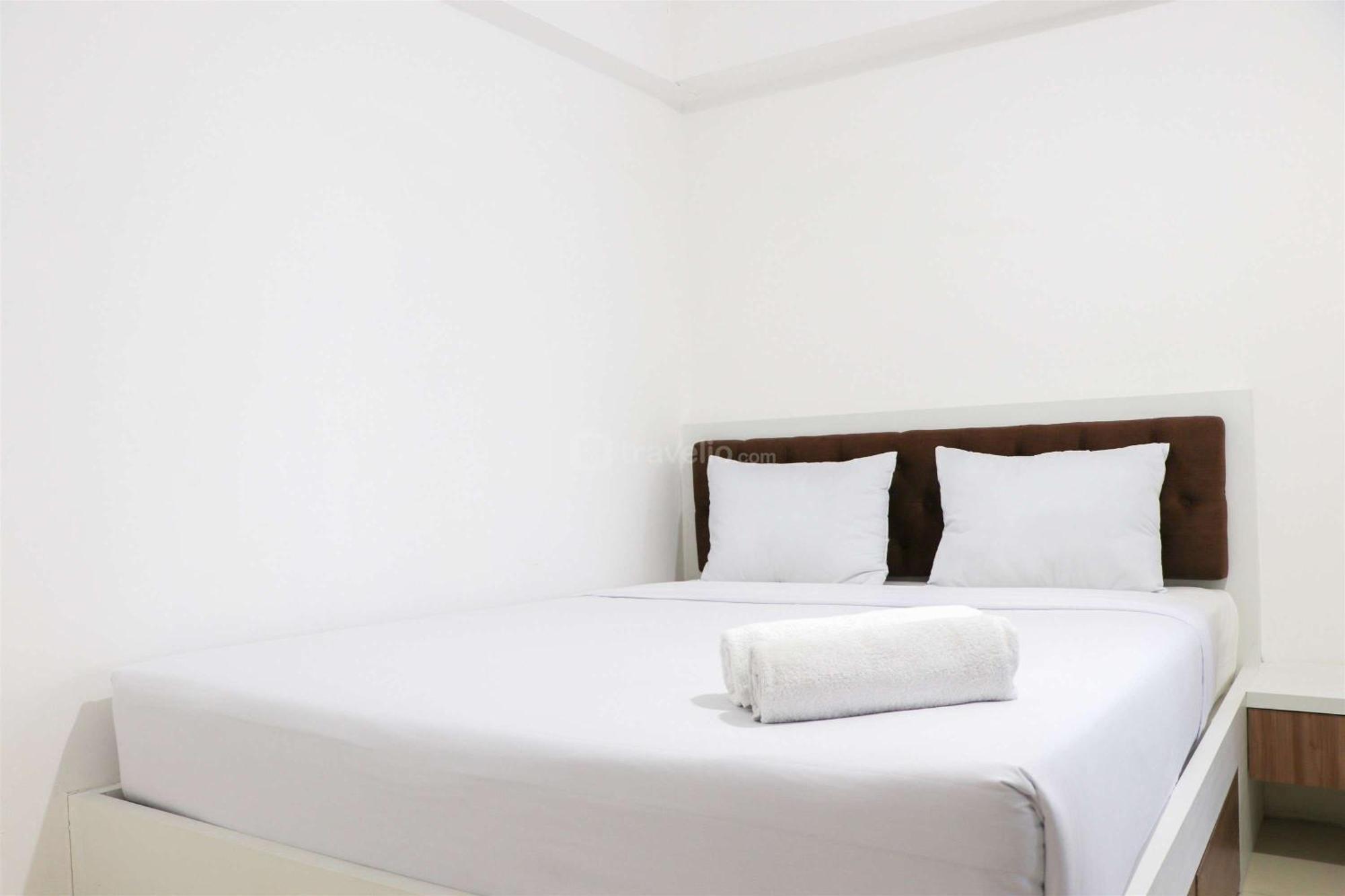 Minimalist And Warm 1br At Bassura By Travelio *