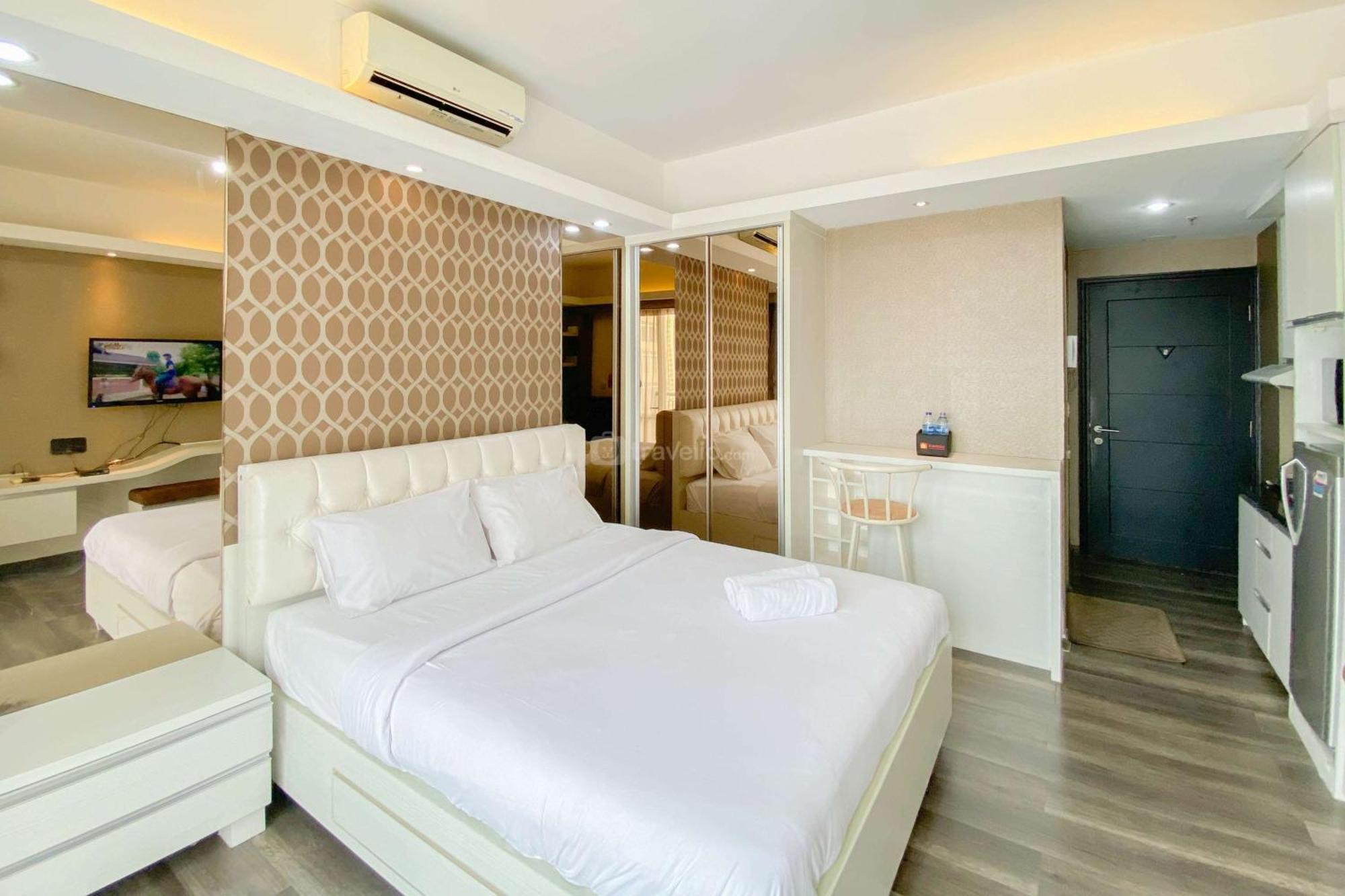 Apartment Good Choice And Cozy At Ambassade Kuningan By Travelio *