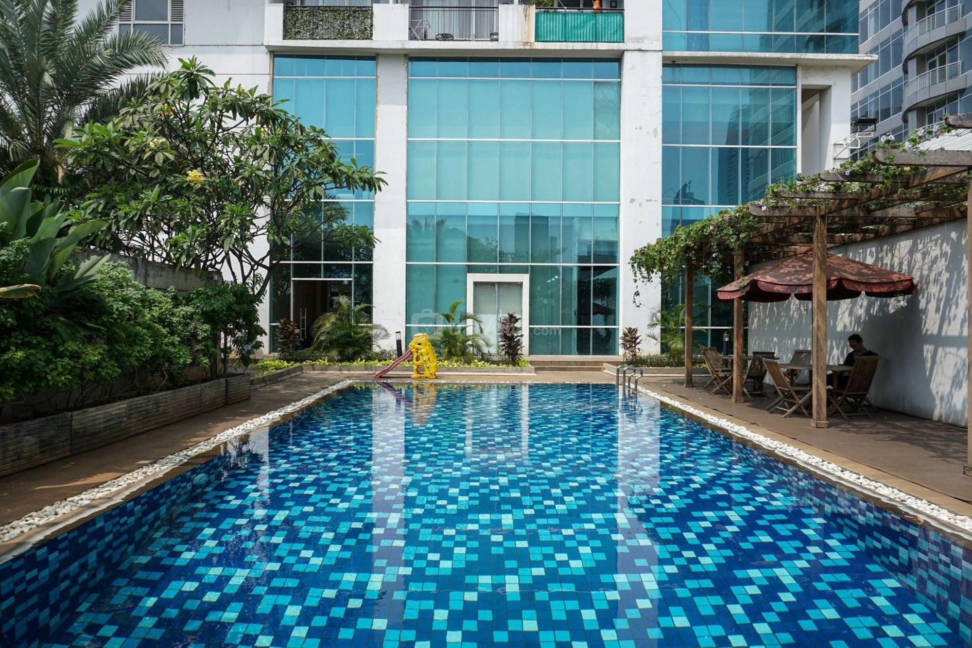 Good Choice And Cozy At Ambassade Kuningan By Travelio