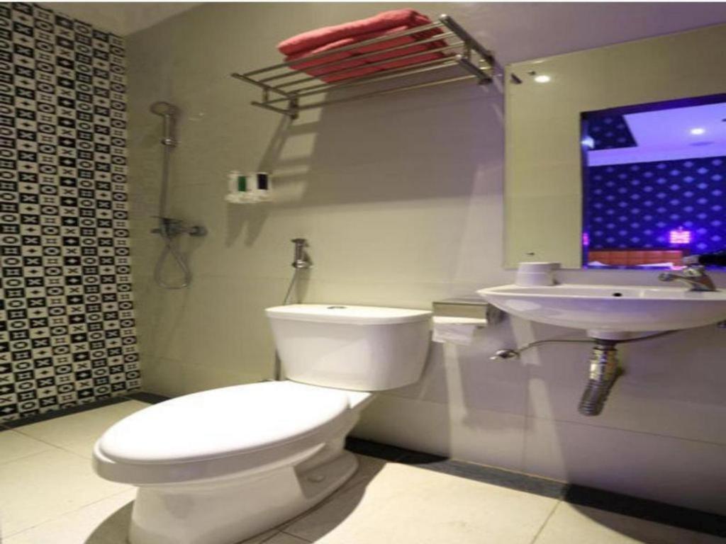 Hotel Rovi Boutique 3*
