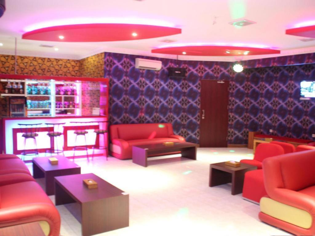 Rovi Boutique Hotel 3*