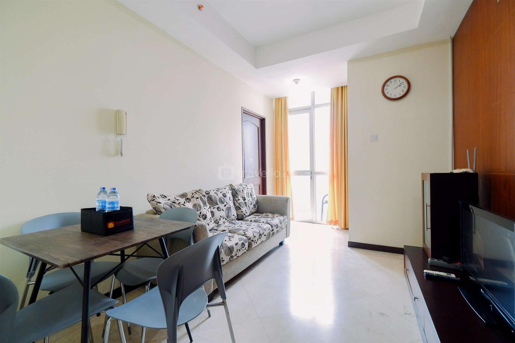 Modern Look And Comfy 3br Bellagio By Travelio * Jakarta