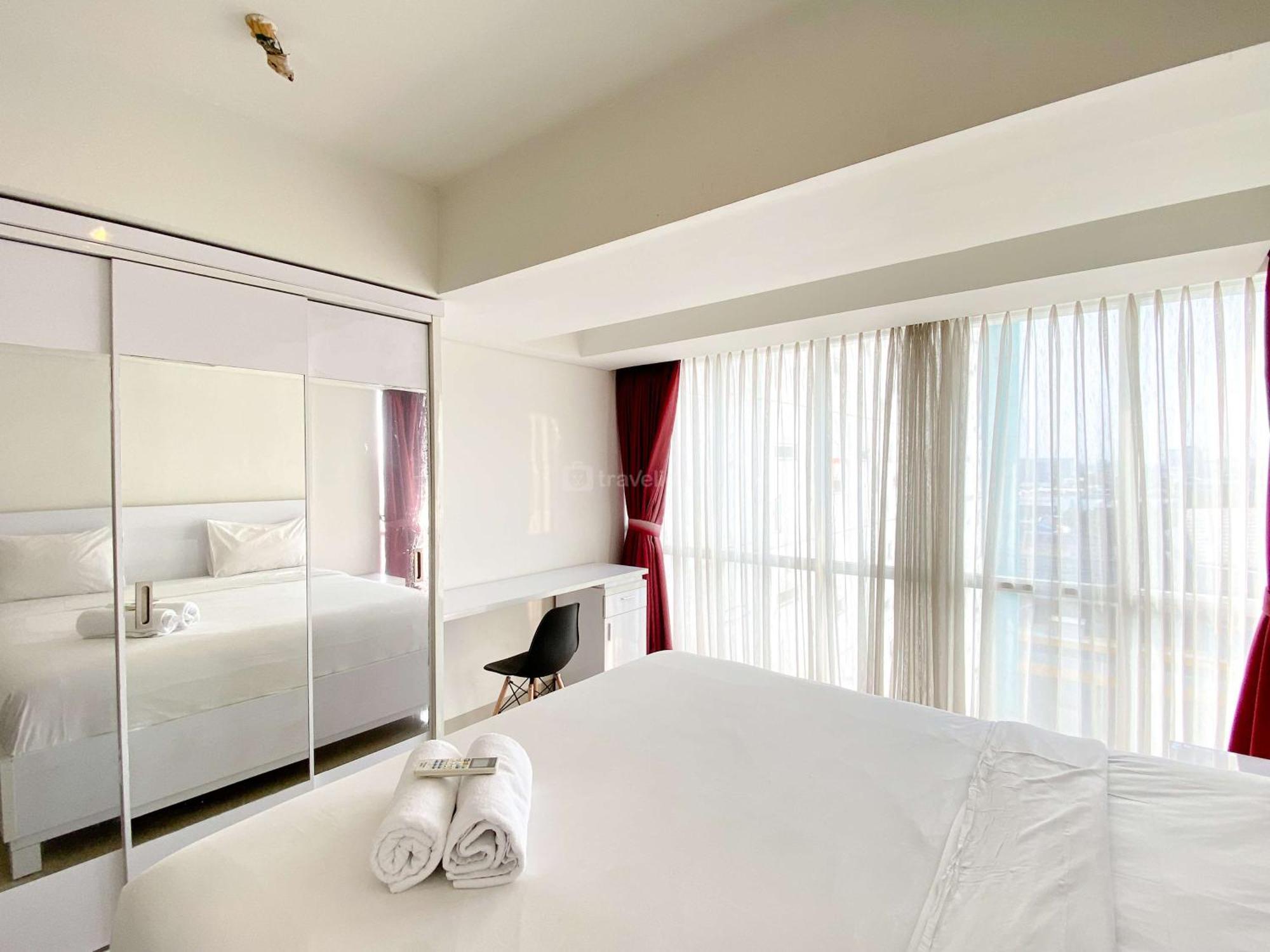 Comfort And Homey 2br At H By Travelio Jakarta