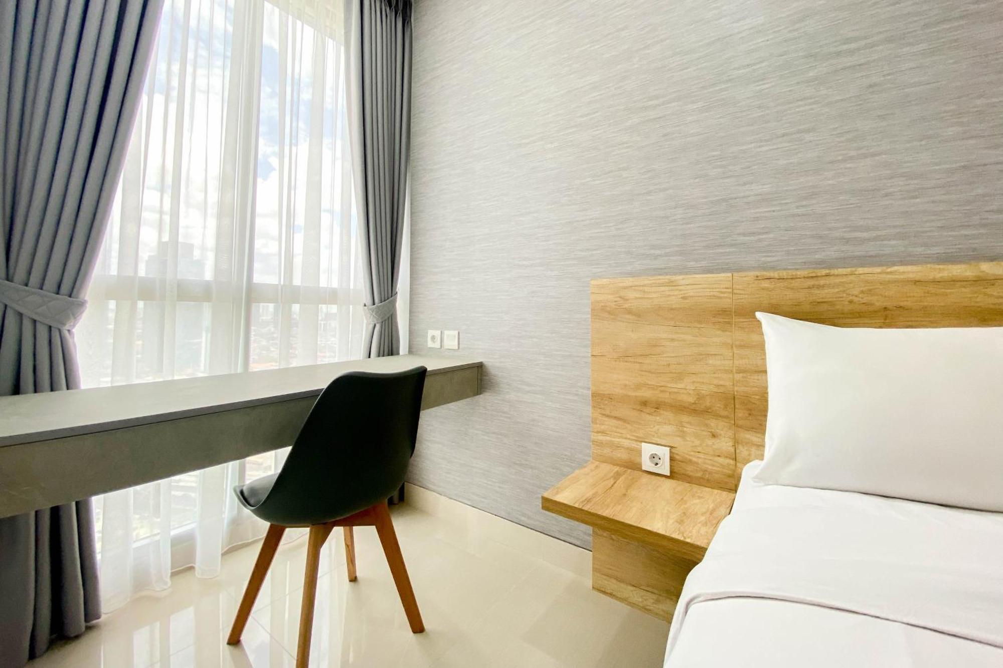 Appartement Comfort And Modern Look Ciputra World 2 By Travelio *