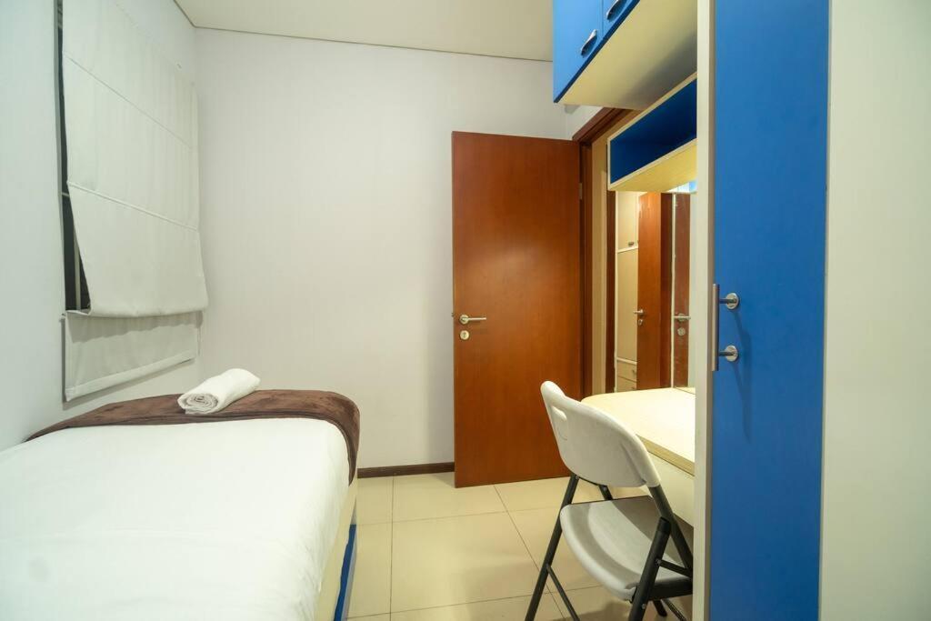 2br At View Thamrin Netflix