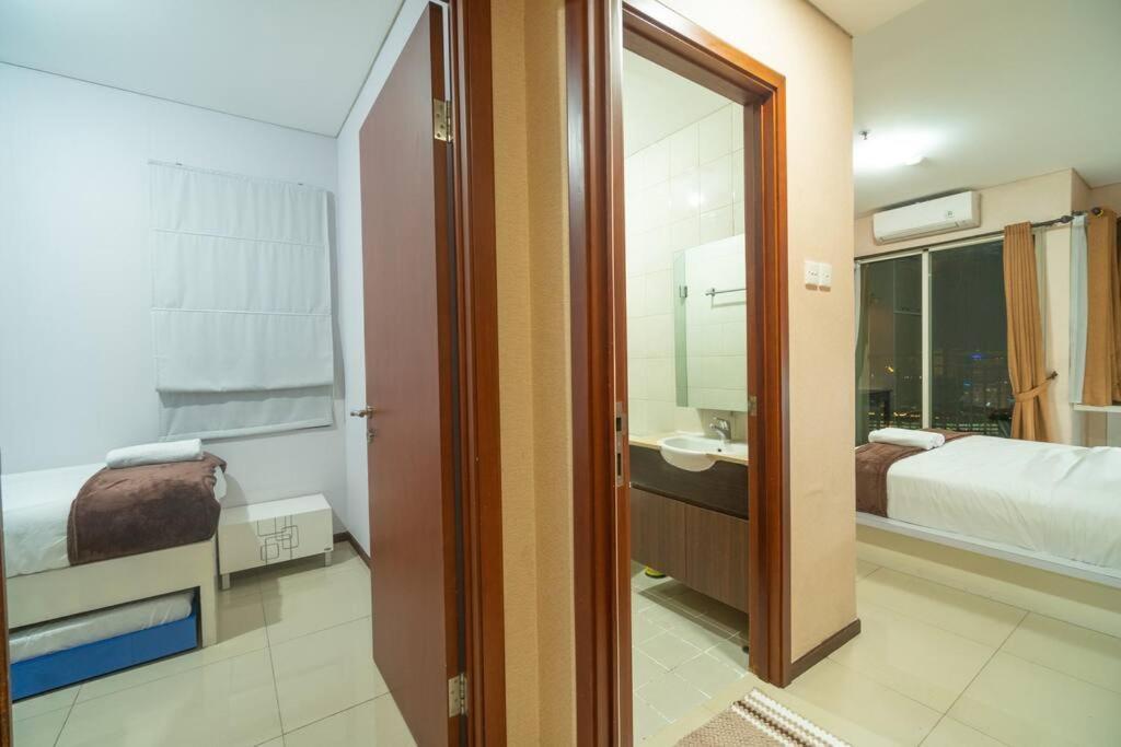 2br At View Thamrin Netflix Apartment *
