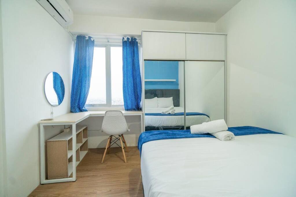 2 Bedroom Above Bassura Mall East Netflix * Jakarta