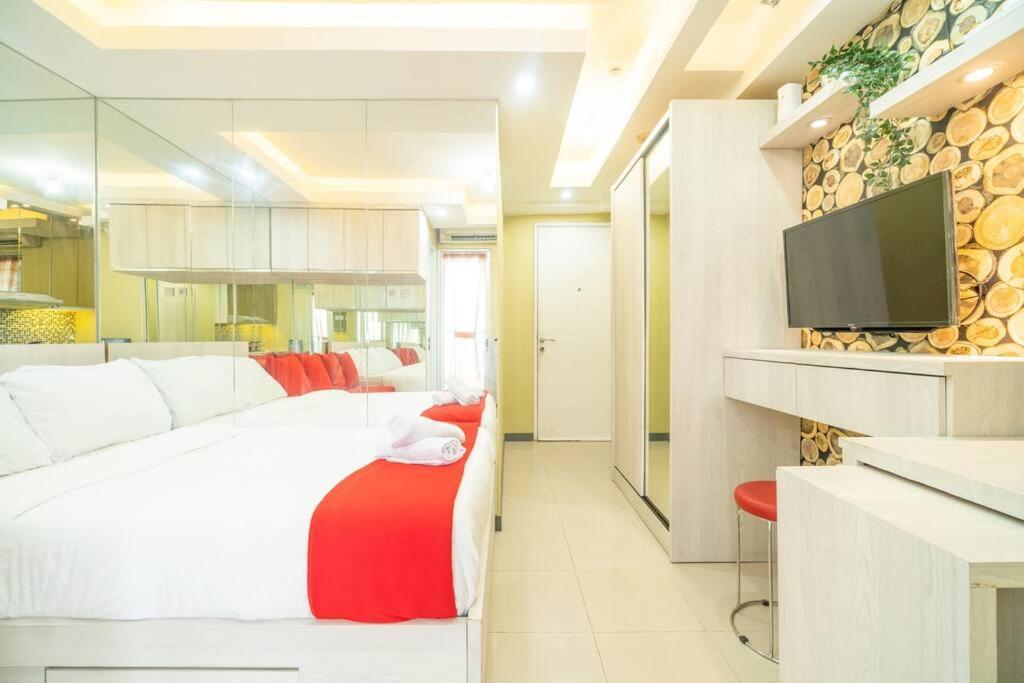Twin Bed Bassura Netflix & Chill Apartment *