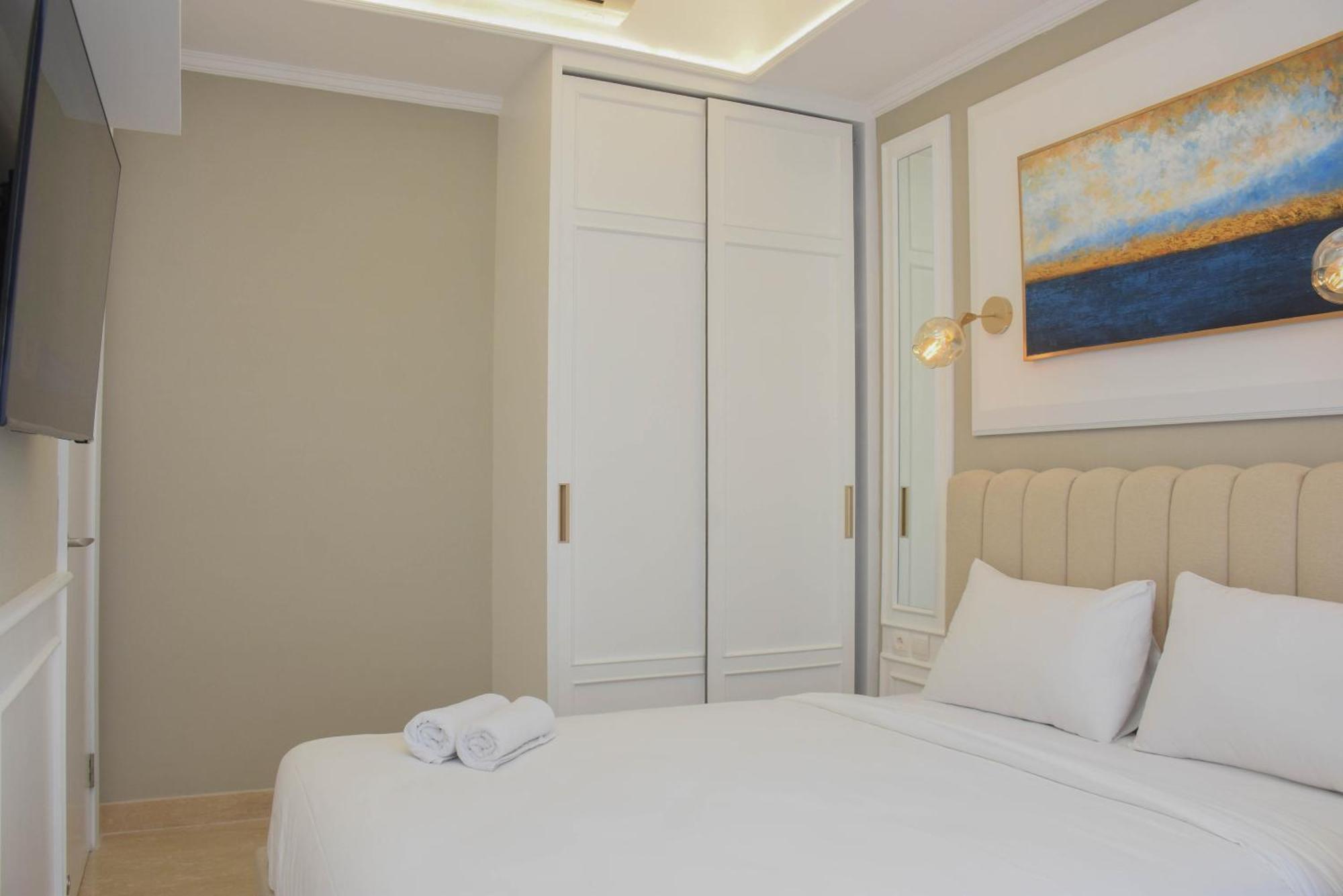 Modern And Comfy 2br At Menteng Park By Travelio *