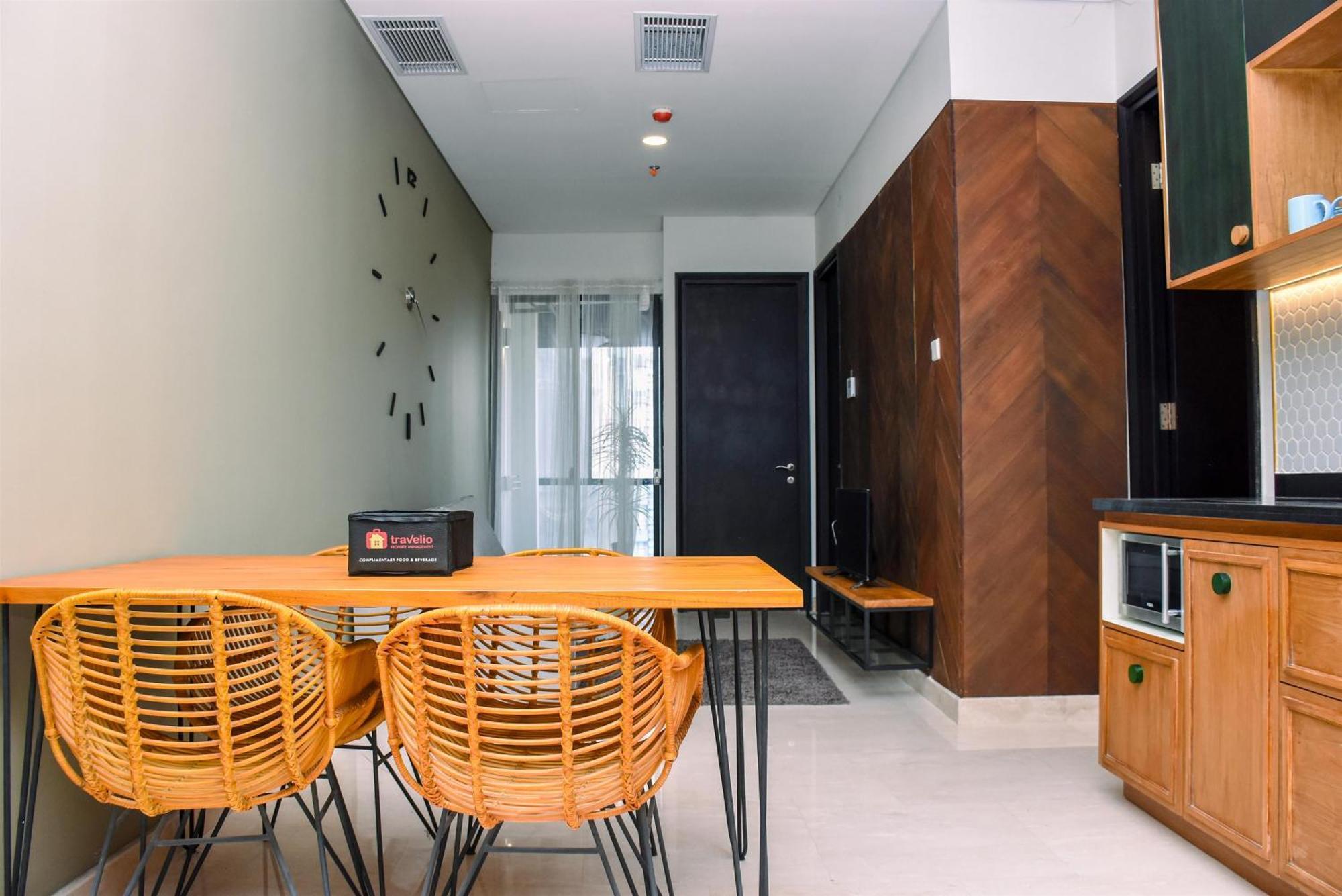 Super And Brand New 2br At Sudirman By Travelio Apartment Jakarta