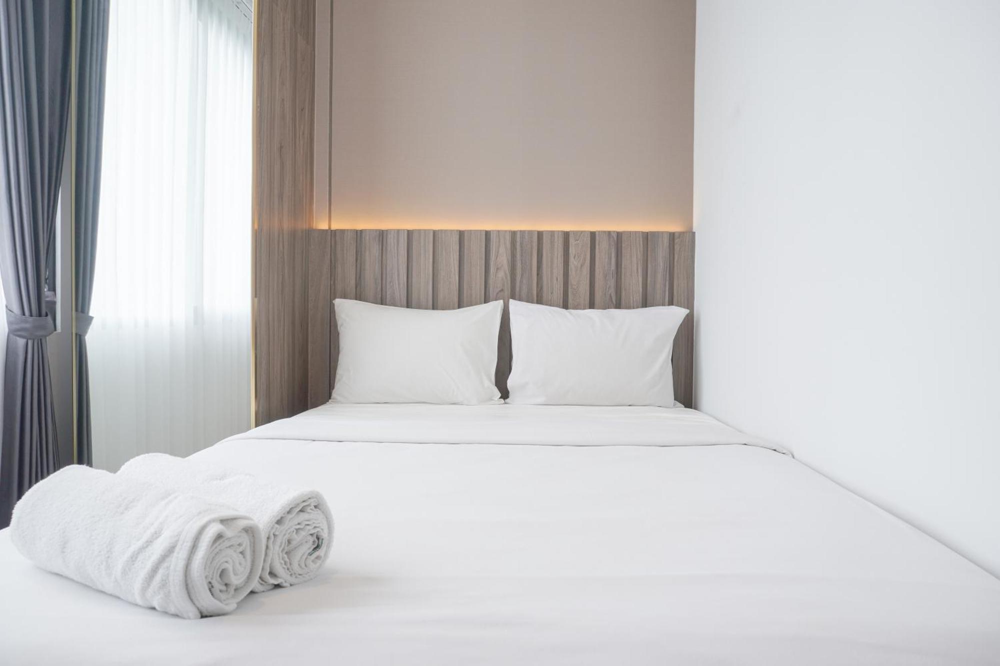 Apartment Comfort And Modern Look 2br At 26th Floor Samara By Travelio *