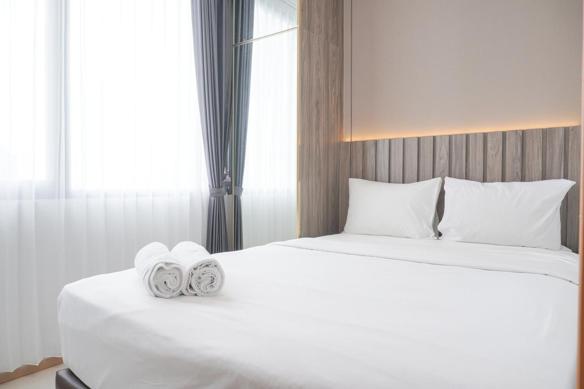 Comfort And Modern Look 2br At 26th Floor Samara By Travelio *