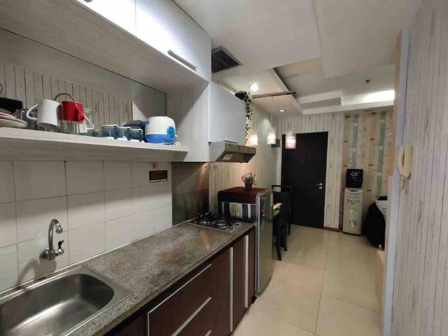 40 Percent Off 1br View In Superb Location