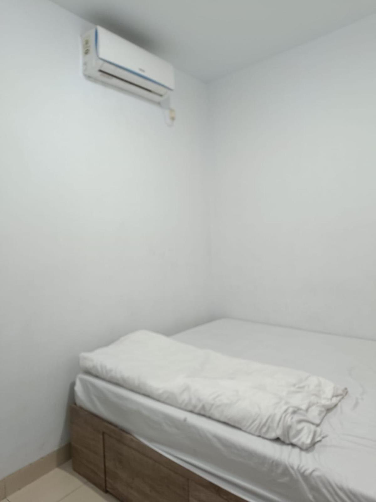Ratana Cengkareng Syariah Guest house