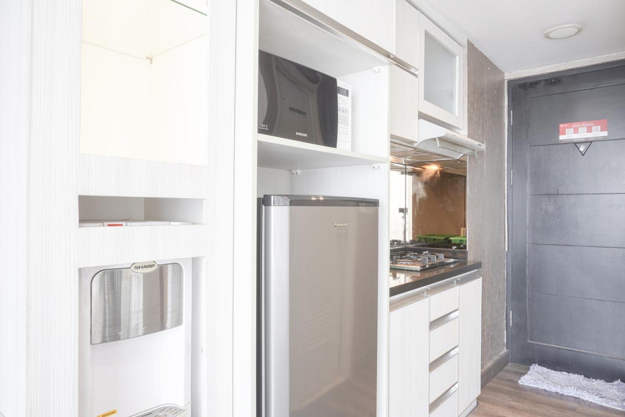 Apartment Minimalist And Cozy At Ambassade Kuningan By Travelio