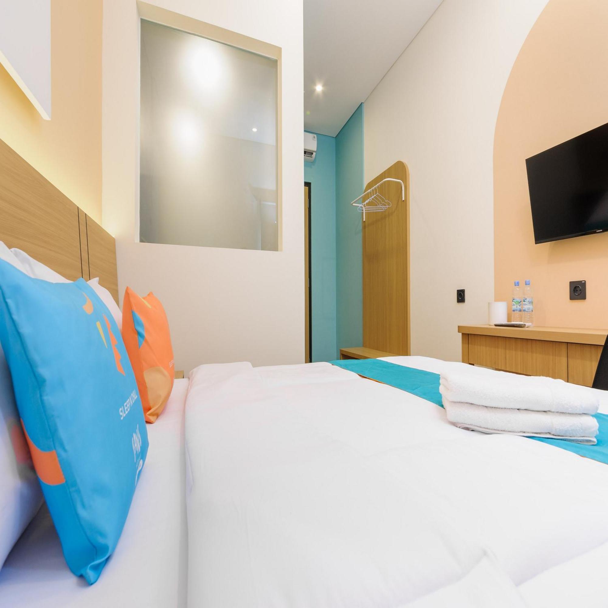 Hotel Sans Kedoya Jakarta