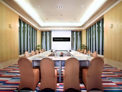 The Grove By Grand Aston 5*