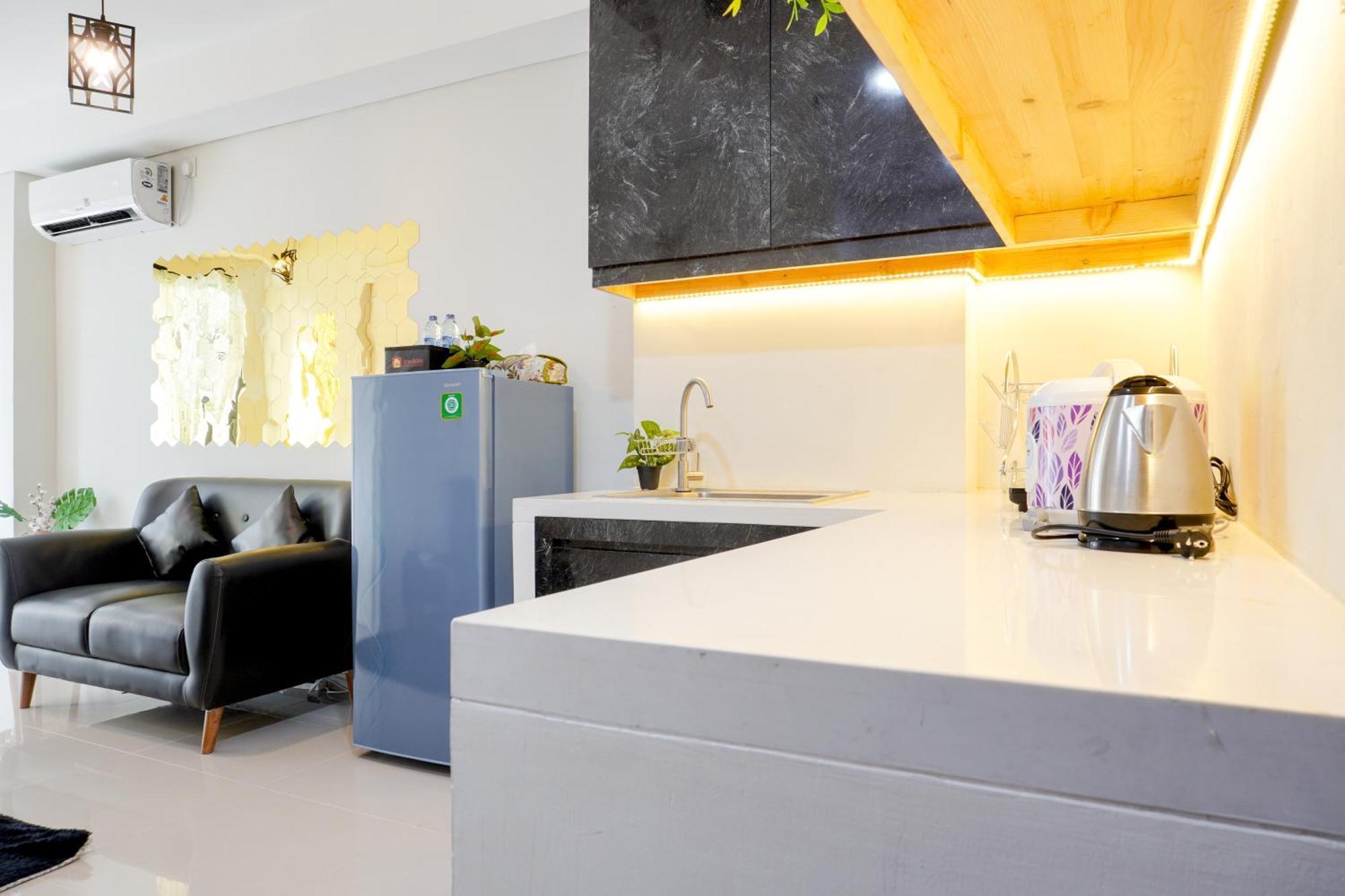 And Comfort 2br At Daan Mogot By Travelio *