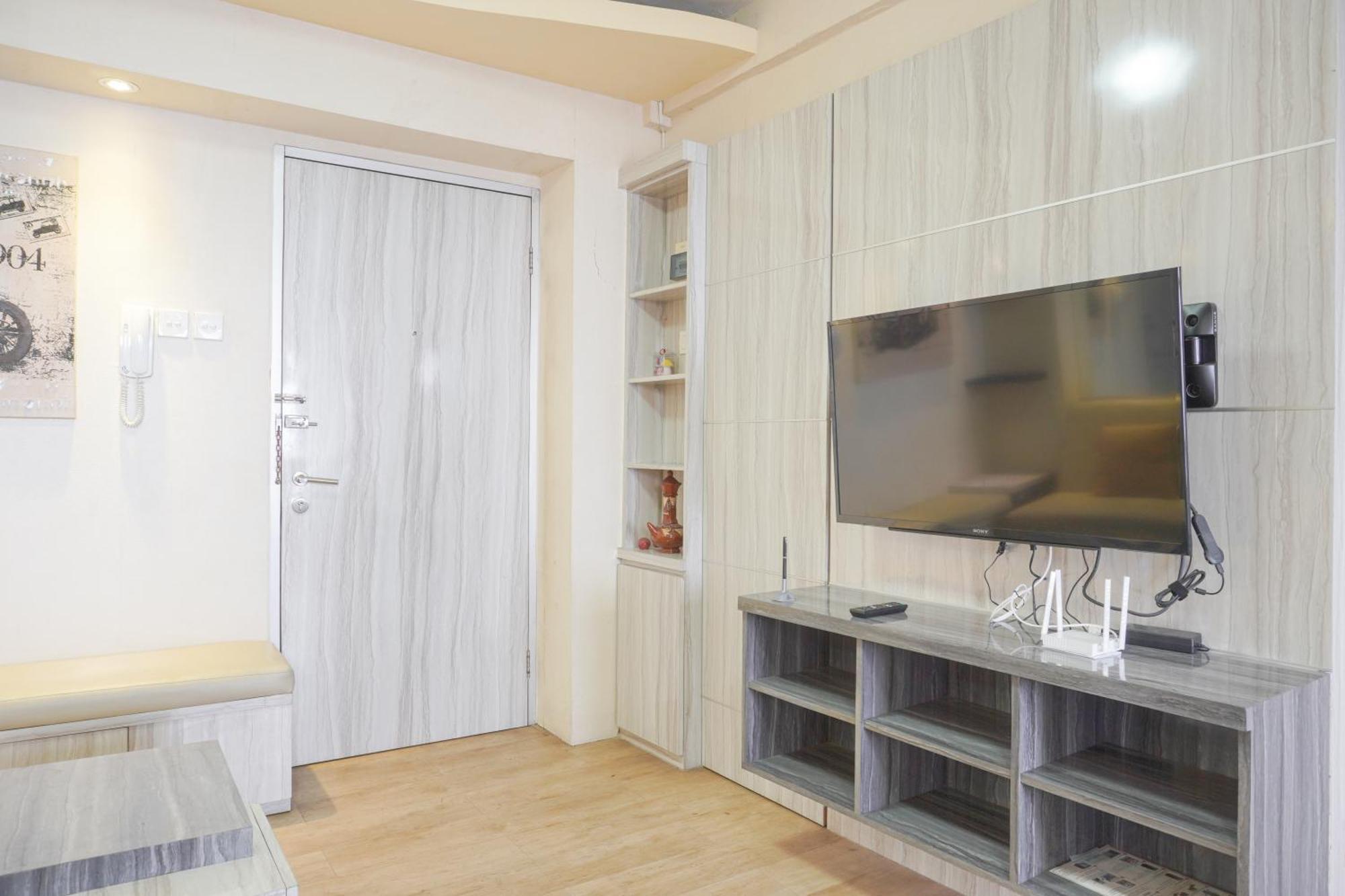 Modern And Large 2br Bay Pluit Facing Spectacular Sea View By Travelio * Jakarta