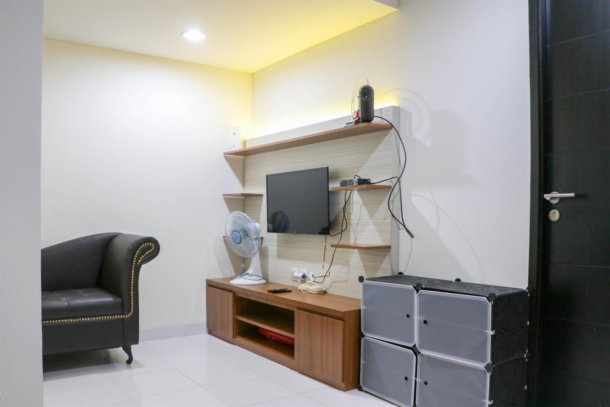 Apartment And Cozy 1br Sentraland Cengkareng By Travelio Jakarta