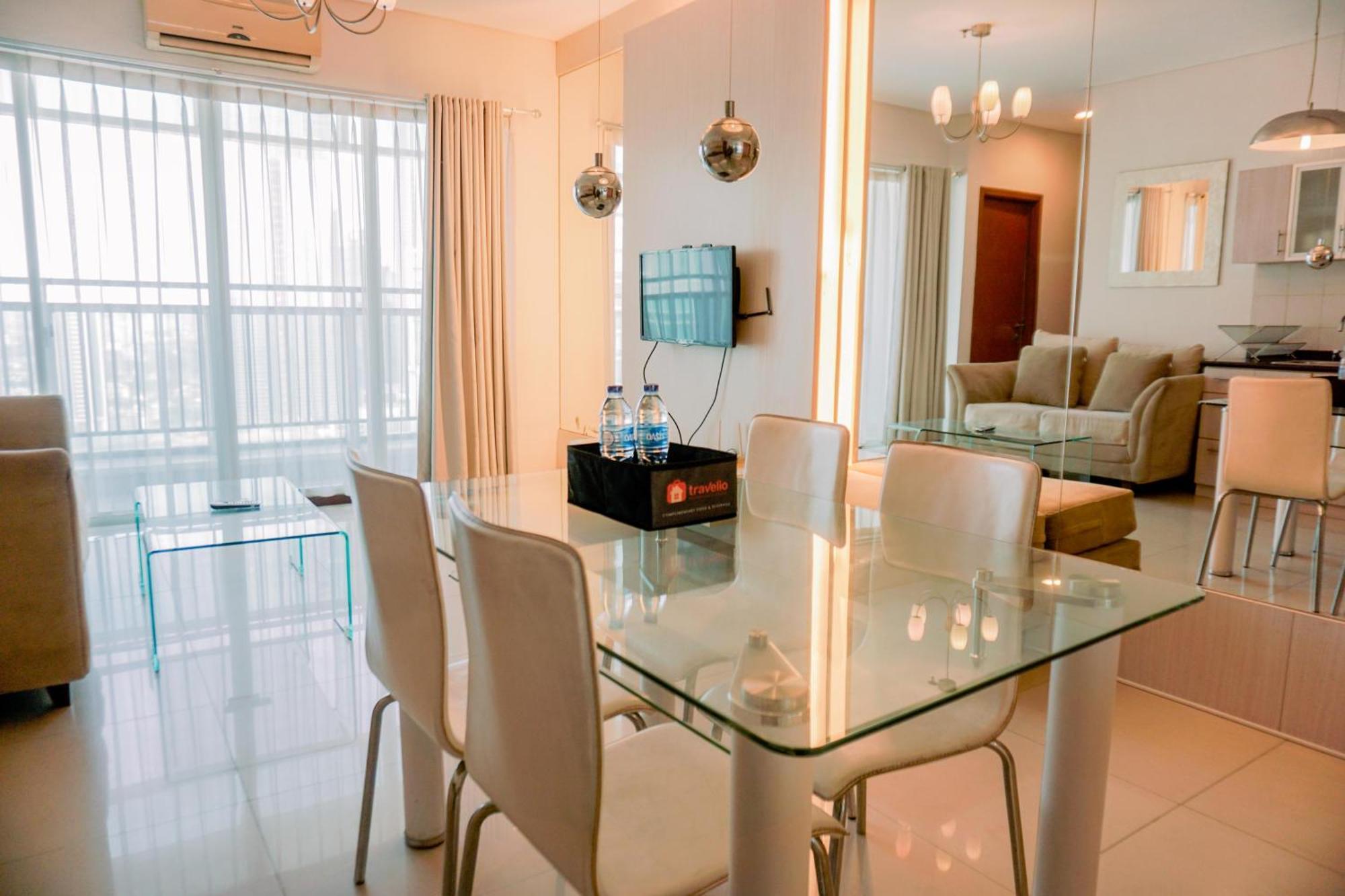 Elegant And Strategic 2br At Thamrin By Travelio Apartment *