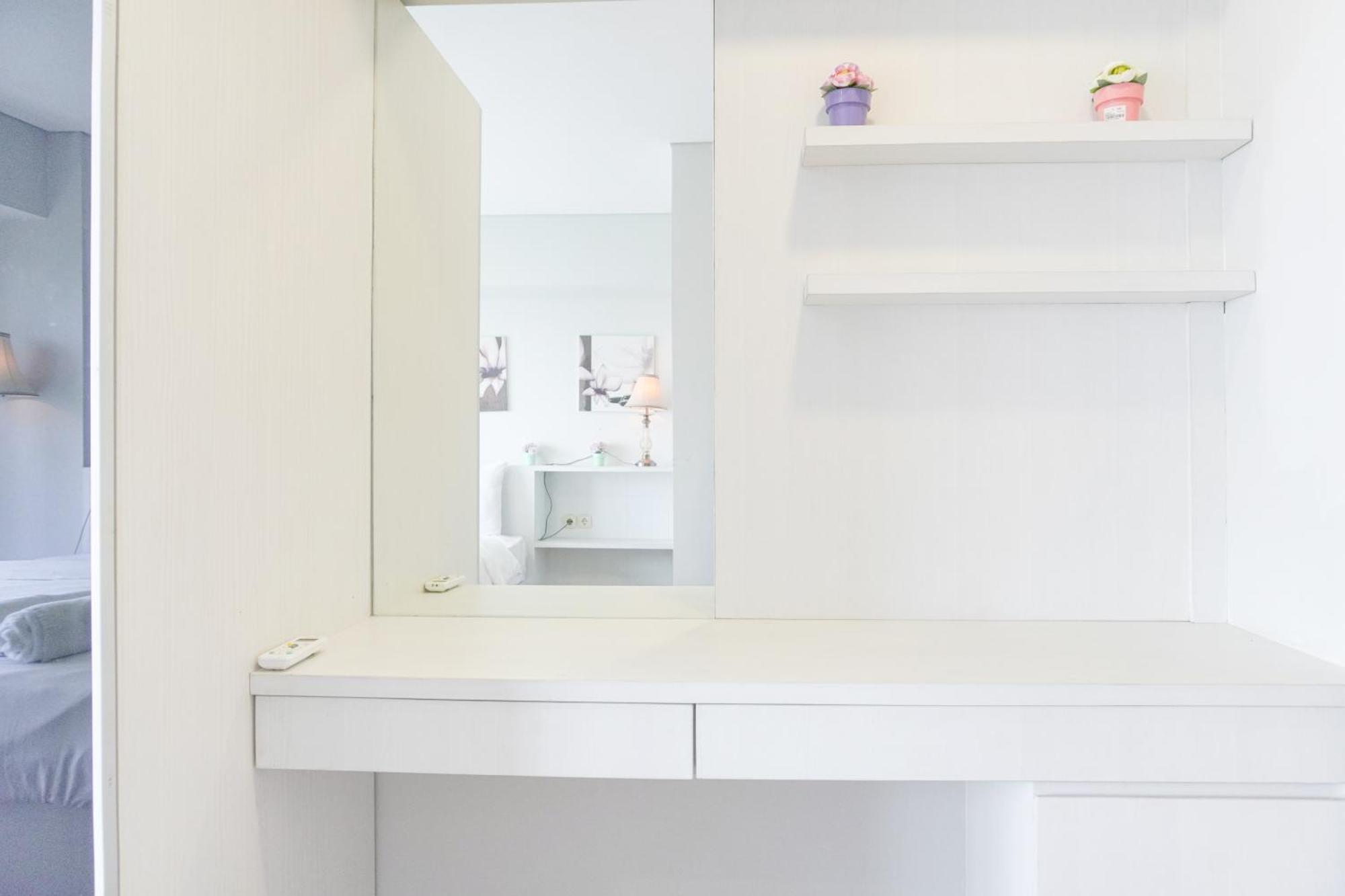 Apartment Comfy And Spacious 2br Loft Maqna By Travelio Jakarta