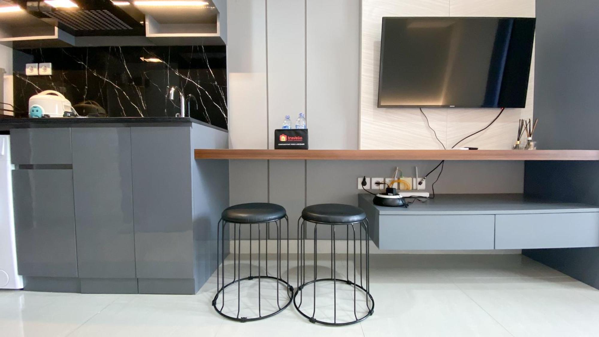 Cozy Living And Warm At West Vista By Travelio *