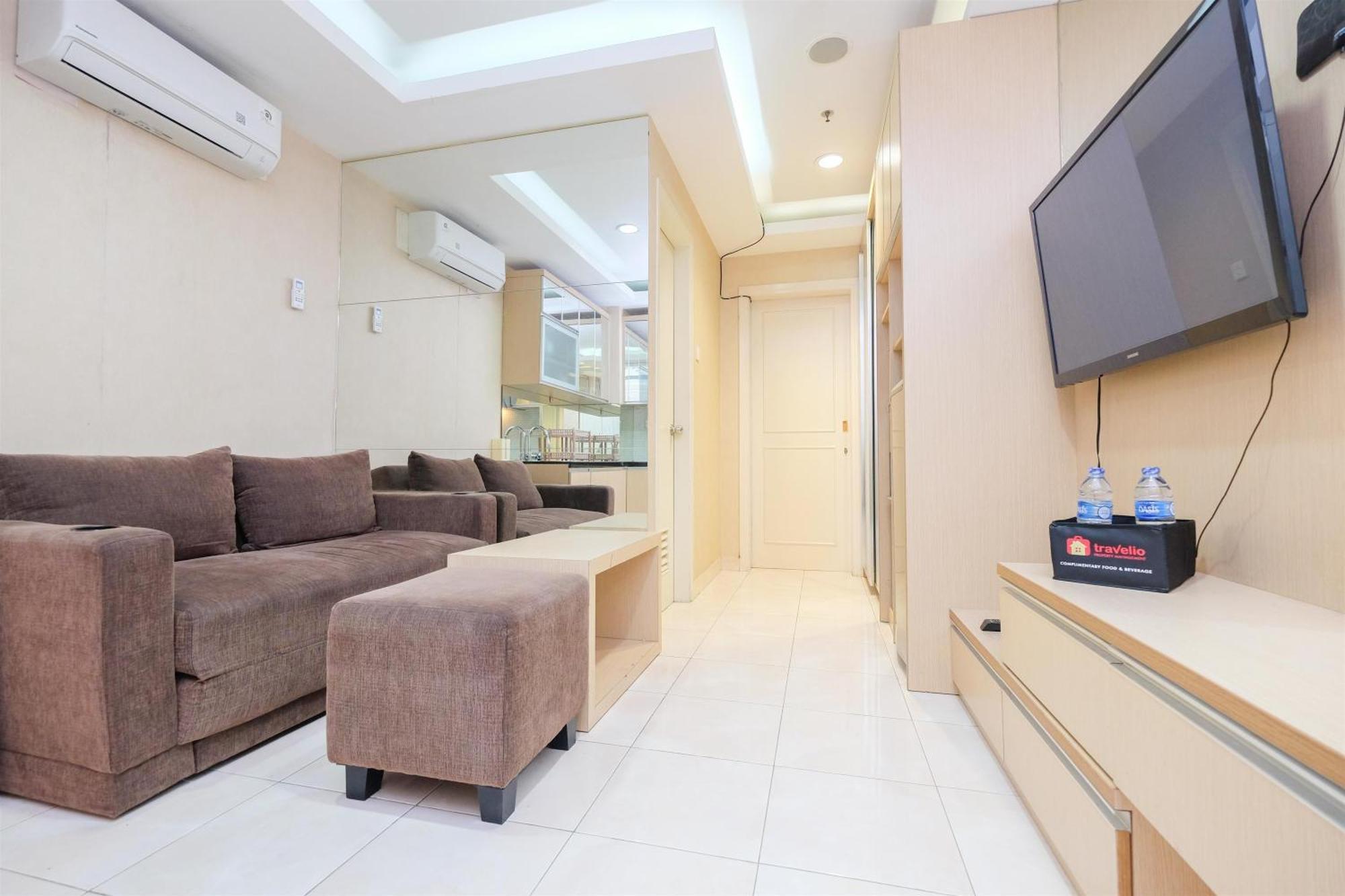 Comfort And Strategic 1br At The Boulevard By Travelio Apartment