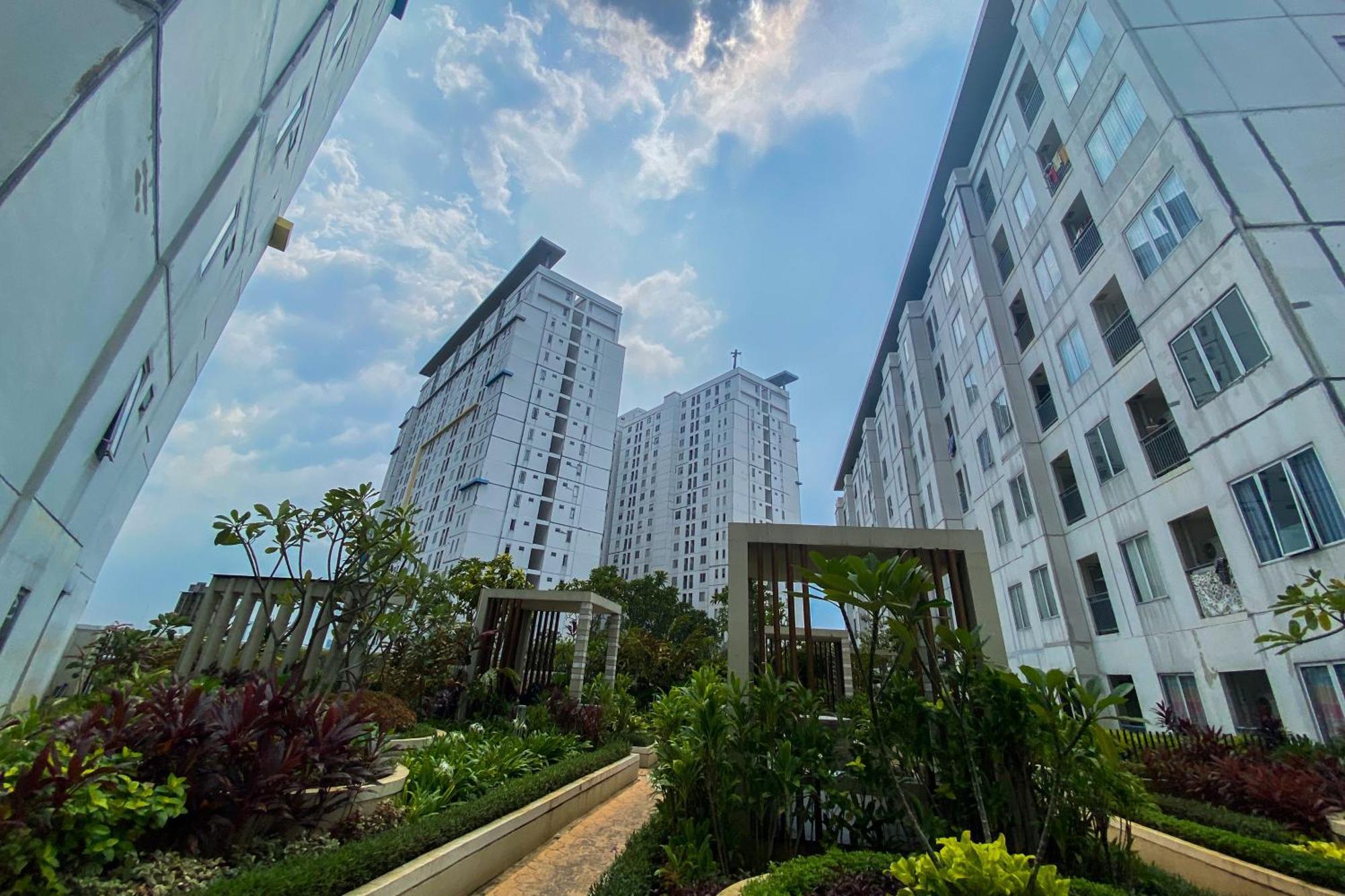 Modern Design And Cozy At Bassura By Travelio *