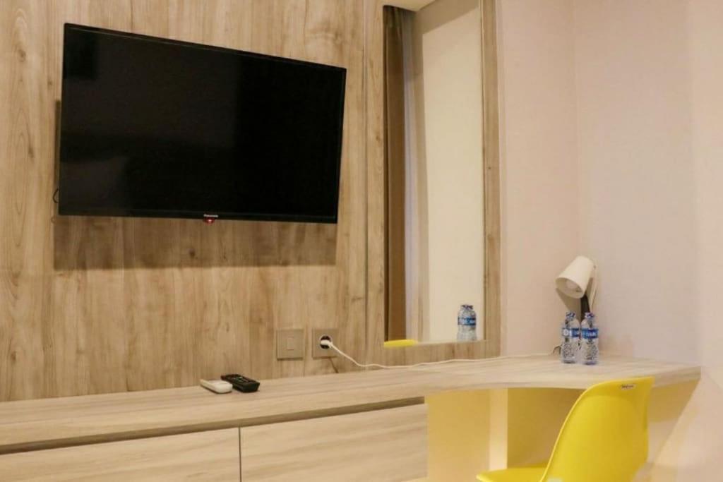 Luxury Sea View Free Wifi And Cozy Gold Coast Pik Next To Oakwood By Blezz * Jakarta