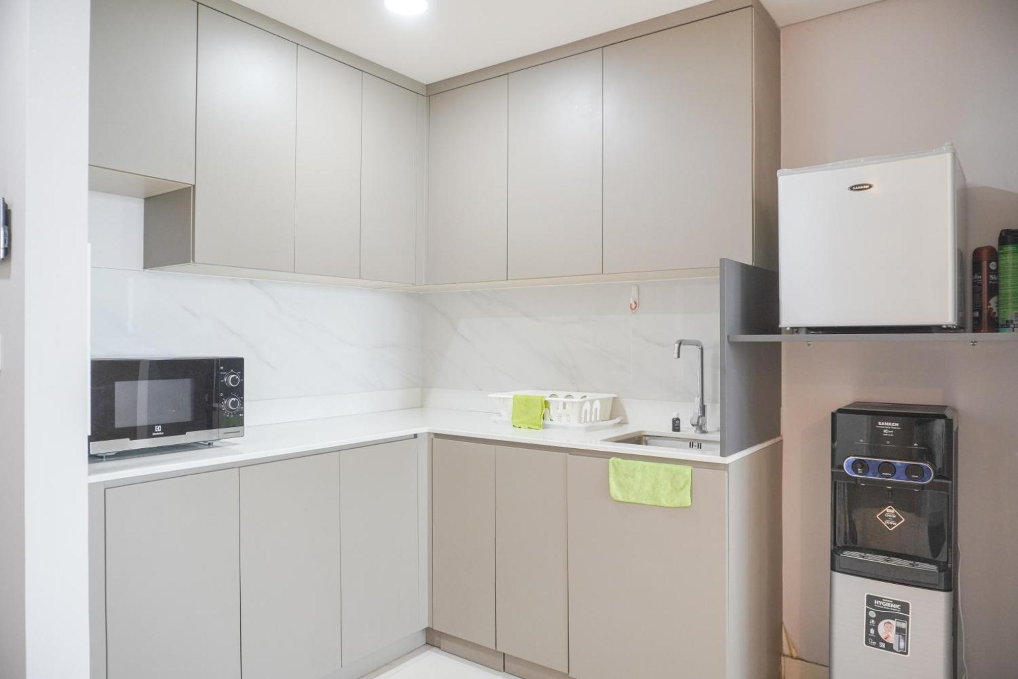 Apartment Spacious And Comfort 3br At Gold Coast By Travelio Jakarta