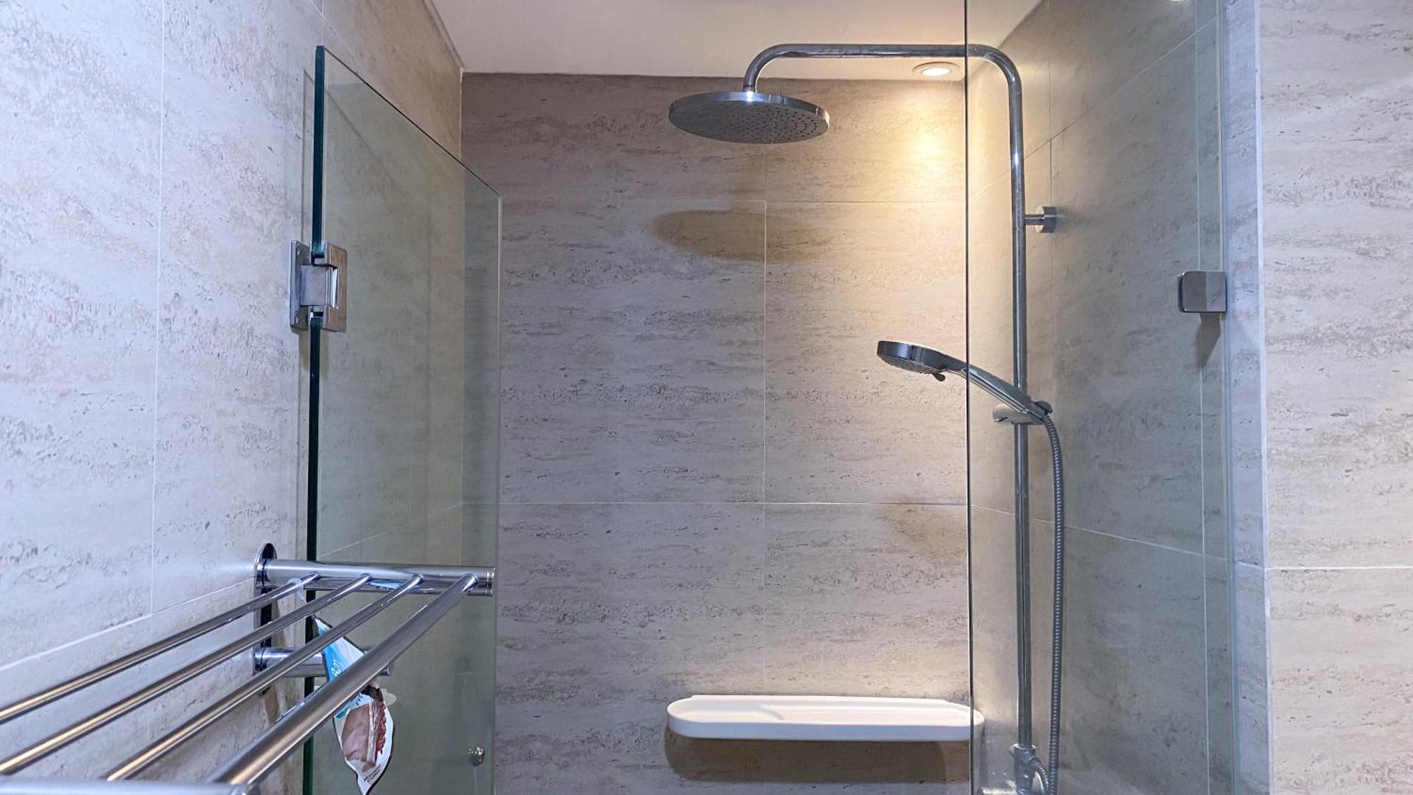 Apartment Spacious And Comfort 3br At Gold Coast By Travelio *
