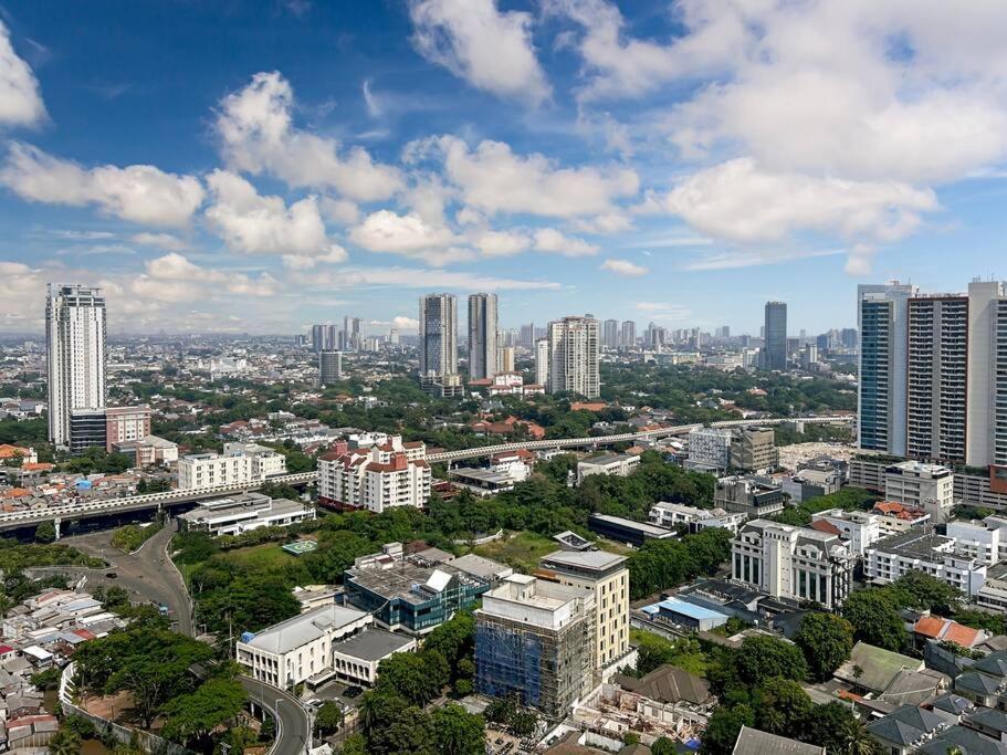 Luxury 3br Kemang Village With Netflix, Wifi, Pool By 2ndhome Apartment *