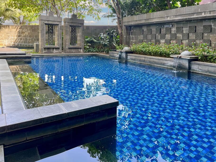Luxury 3br Kemang Village With Netflix, Wifi, Pool By 2ndhome Pangsapuri *